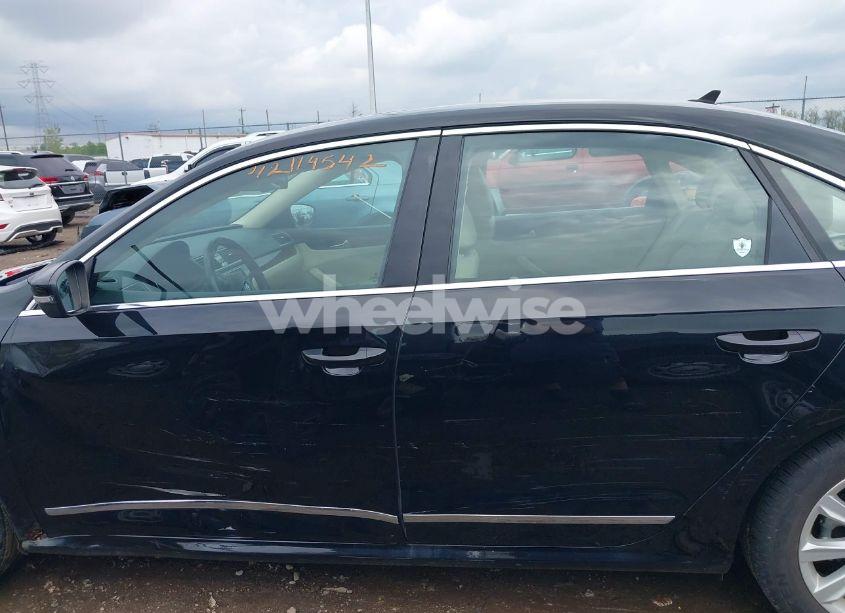 Photo 14 of 2013 Volkswagen Passat 2.5L SEL (VIN 1VWCH7A37DC073634)