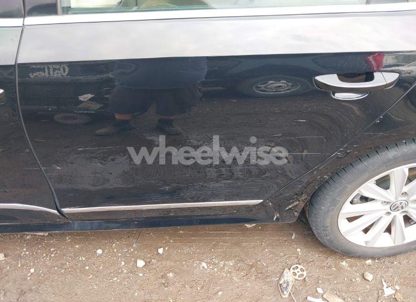 Photo 17 of 2013 Volkswagen Passat 2.5L SEL (VIN 1VWCH7A37DC073634)