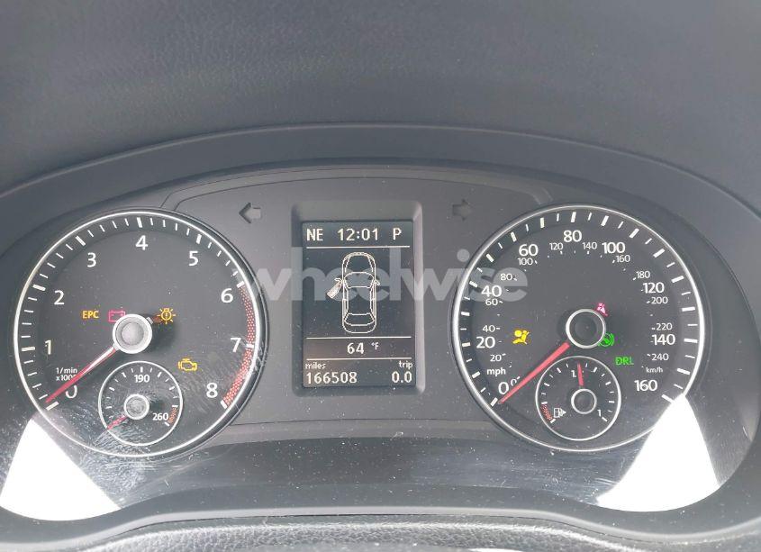 Photo 7 of 2012 Volkswagen Passat 2.5L SEL (VIN 1VWCH7A3XCC033529)