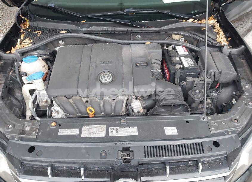 Photo 10 of 2012 Volkswagen Passat 2.5L SEL PREMIUM (VIN 1VWCH7A3XCC100579)