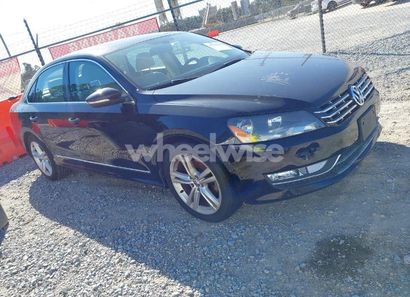 2012 Volkswagen Passat 3.6L V6 SEL PREMIUM (VIN 1VWCM7A30CC093802) main photo