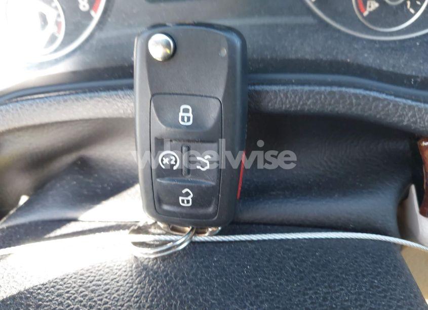 Photo 11 of 2012 Volkswagen Passat 3.6L V6 SEL PREMIUM (VIN 1VWCM7A30CC093802)