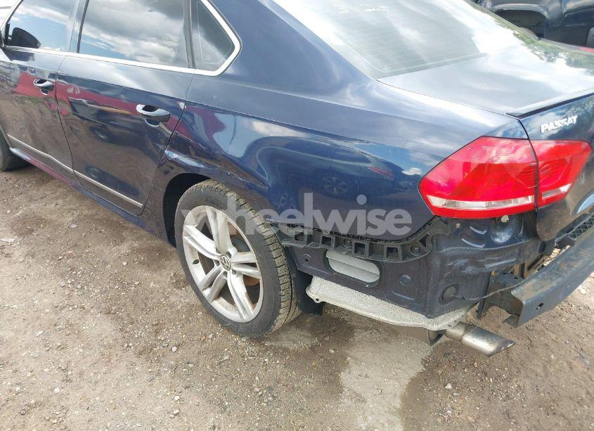 Photo 15 of 2012 Volkswagen Passat 3.6L V6 SEL PREMIUM (VIN 1VWCM7A31CC027906)