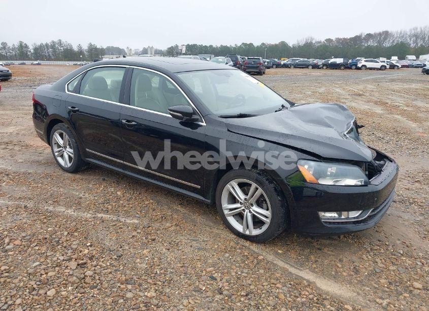 2012 Volkswagen Passat 3.6L V6 SEL PREMIUM (VIN 1VWCM7A31CC065345) main photo