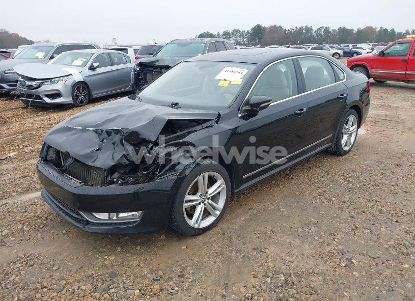 Photo 2 of 2012 Volkswagen Passat 3.6L V6 SEL PREMIUM (VIN 1VWCM7A31CC065345)