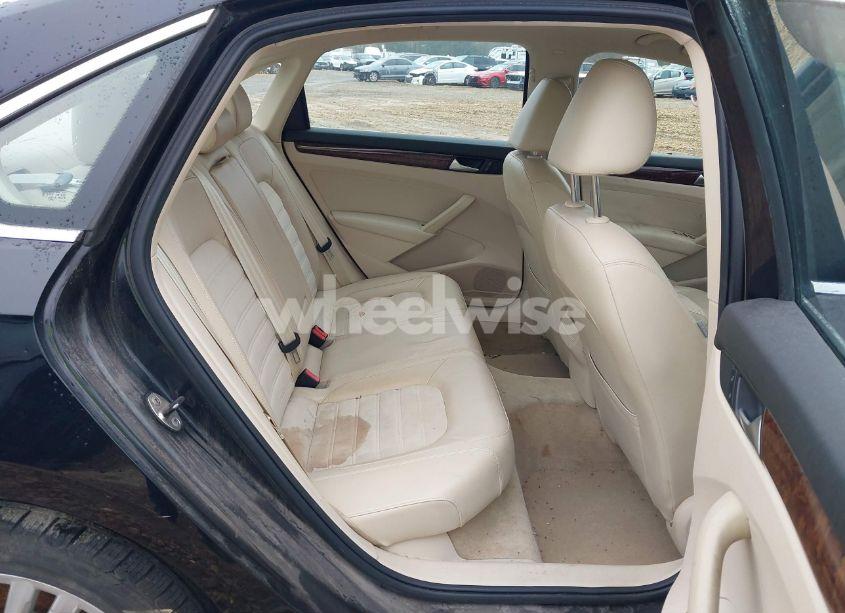 Photo 8 of 2012 Volkswagen Passat 3.6L V6 SEL PREMIUM (VIN 1VWCM7A31CC065345)