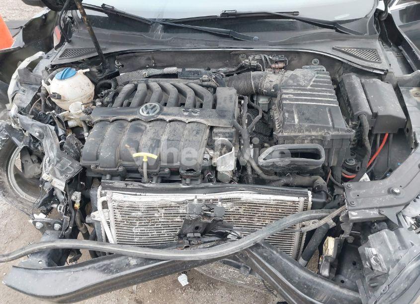 Photo 10 of 2015 Volkswagen Passat 3.6L V6 SEL PREMIUM (VIN 1VWCM7A31FC117514)