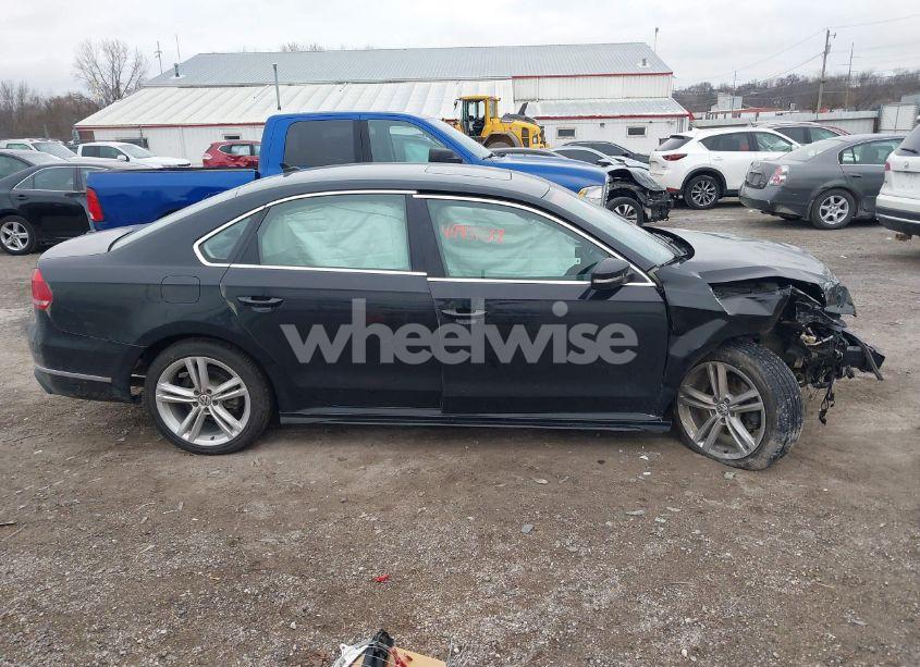 Photo 13 of 2015 Volkswagen Passat 3.6L V6 SEL PREMIUM (VIN 1VWCM7A31FC117514)