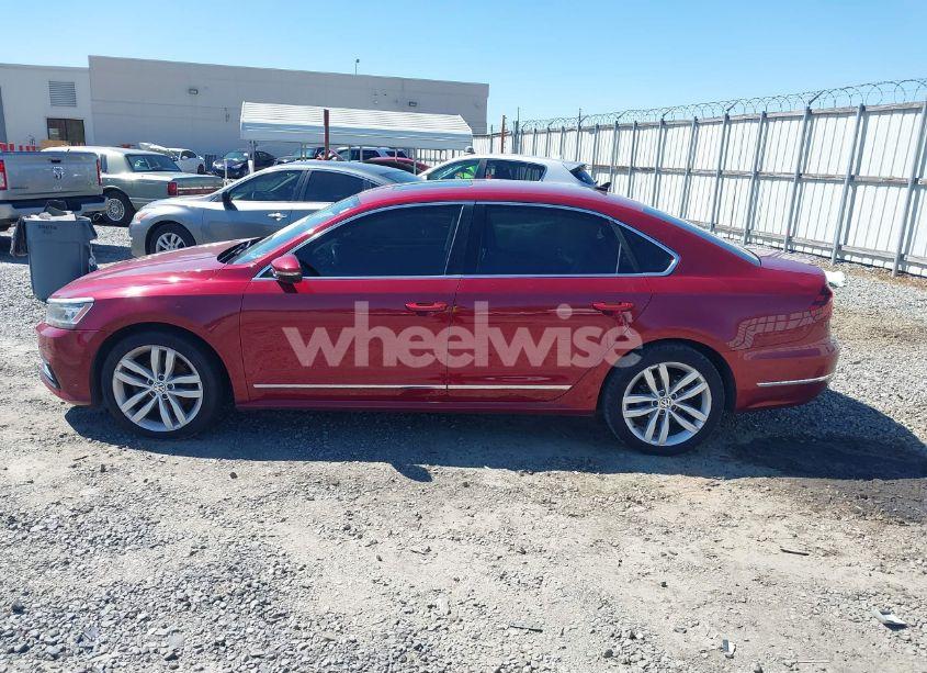 Photo 13 of 2018 Volkswagen Passat 3.6L V6 SEL PREMIUM (VIN 1VWCM7A31JC004946)