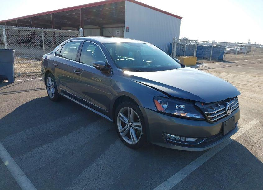 2012 Volkswagen Passat 3.6L V6 SEL PREMIUM (VIN 1VWCM7A32CC065693) main photo