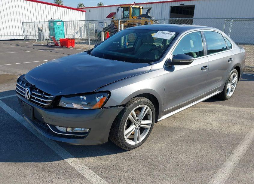 Photo 2 of 2012 Volkswagen Passat 3.6L V6 SEL PREMIUM (VIN 1VWCM7A32CC065693)