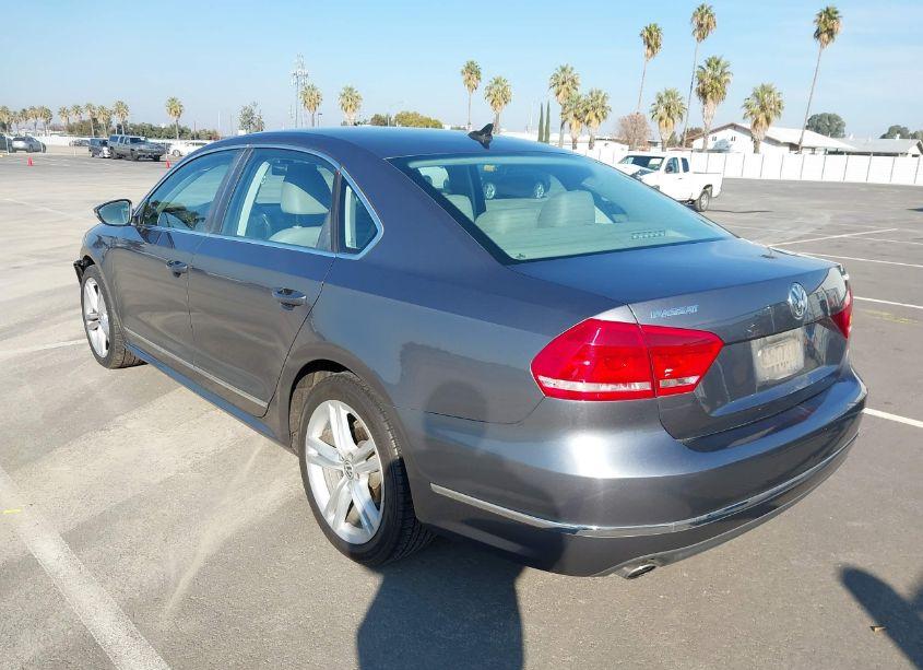 Photo 3 of 2012 Volkswagen Passat 3.6L V6 SEL PREMIUM (VIN 1VWCM7A32CC065693)