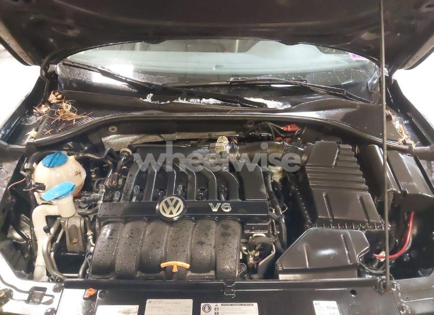 Photo 10 of 2012 Volkswagen Passat 3.6L V6 SEL PREMIUM (VIN 1VWCM7A32CC103603)