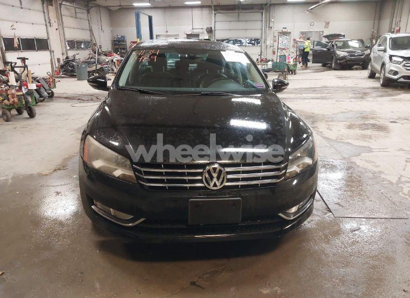 Photo 12 of 2012 Volkswagen Passat 3.6L V6 SEL PREMIUM (VIN 1VWCM7A32CC103603)