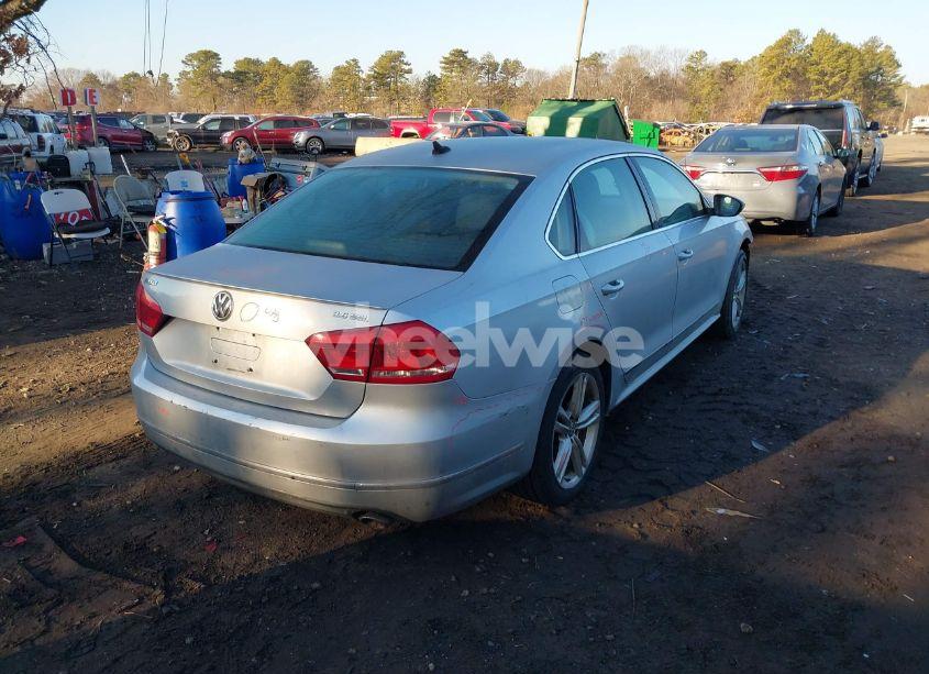 Photo 4 of 2012 Volkswagen Passat 3.6L V6 SEL PREMIUM (VIN 1VWCM7A33CC072958)