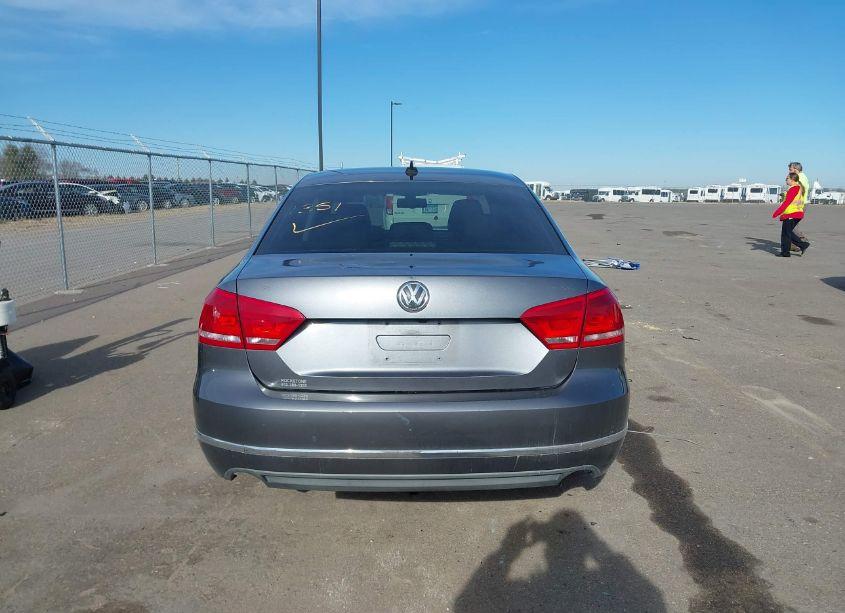 Photo 16 of 2013 Volkswagen Passat 3.6L V6 SEL PREMIUM (VIN 1VWCM7A33DC083170)
