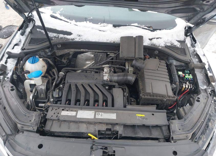 Photo 10 of 2017 Volkswagen Passat V6 SEL PREMIUM (VIN 1VWCM7A33HC084003)