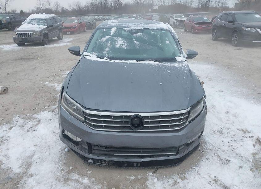 Photo 12 of 2017 Volkswagen Passat V6 SEL PREMIUM (VIN 1VWCM7A33HC084003)