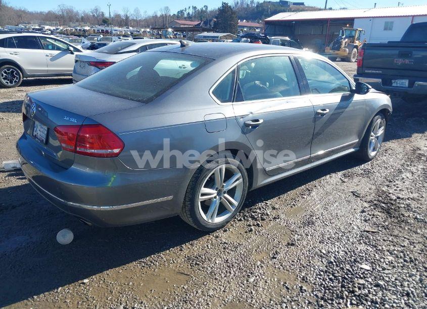 Photo 4 of 2012 Volkswagen Passat 3.6L V6 SEL PREMIUM (VIN 1VWCM7A34CC012185)