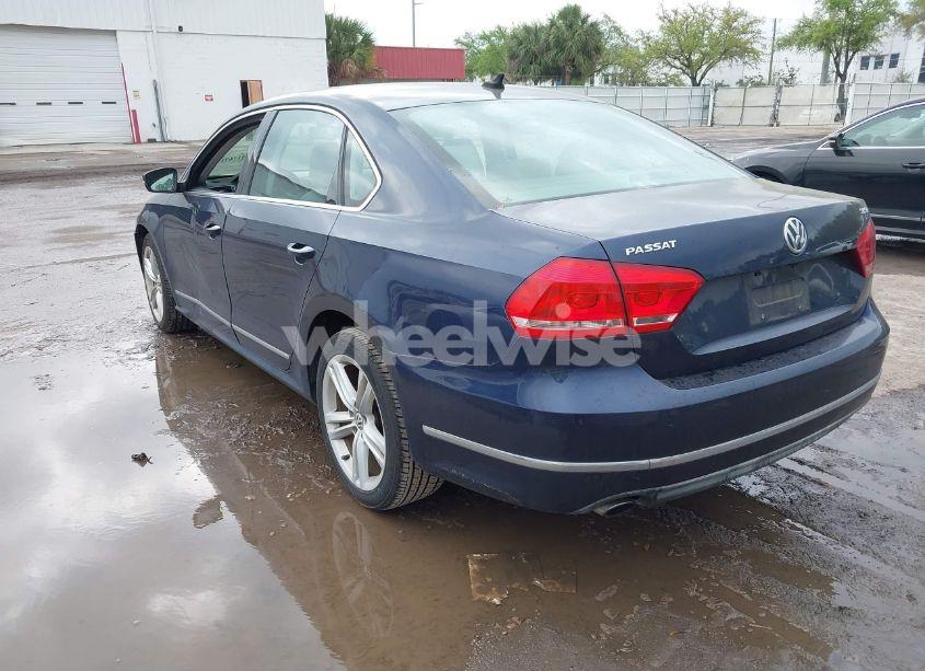 Photo 3 of 2013 Volkswagen Passat 3.6L V6 SEL PREMIUM (VIN 1VWCM7A35DC061462)
