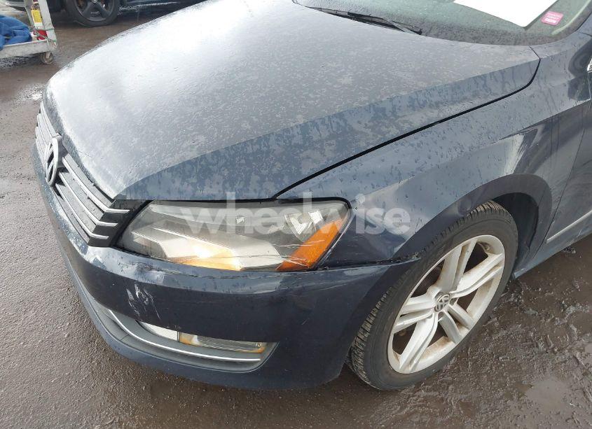 Photo 6 of 2013 Volkswagen Passat 3.6L V6 SEL PREMIUM (VIN 1VWCM7A35DC061462)