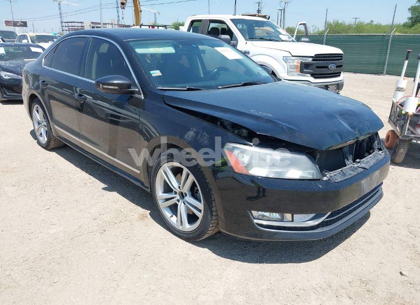 2012 Volkswagen Passat 3.6L V6 SEL PREMIUM (VIN 1VWCM7A38CC009175) main photo