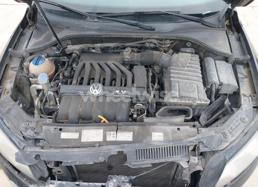 Photo 10 of 2014 Volkswagen Passat 3.6L V6 SEL PREMIUM (VIN 1VWCM7A38EC016338)