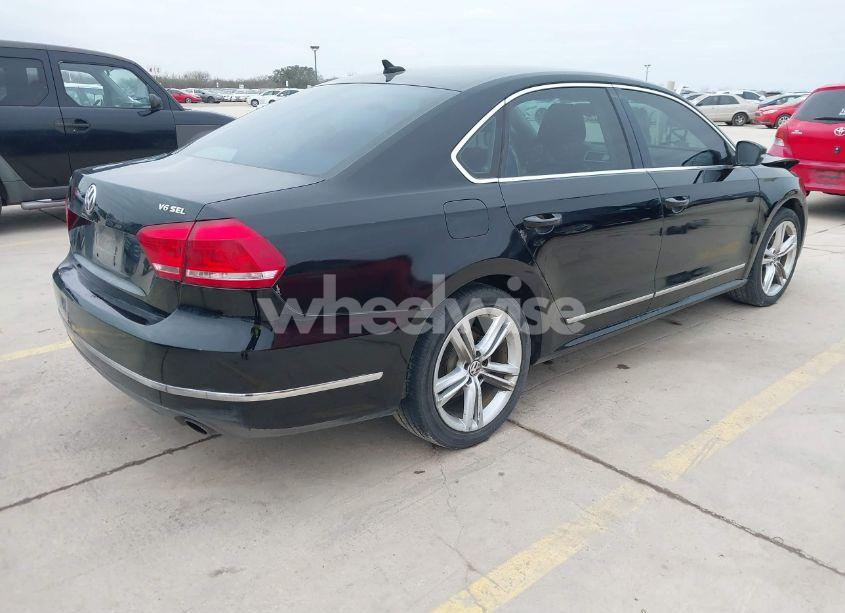 Photo 4 of 2014 Volkswagen Passat 3.6L V6 SEL PREMIUM (VIN 1VWCM7A38EC016338)