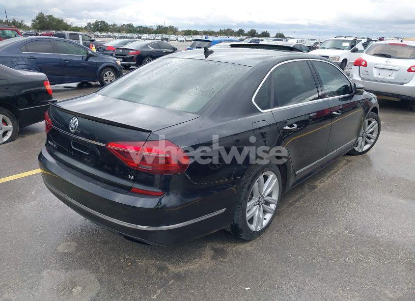 Photo 4 of 2017 Volkswagen Passat V6 SEL PREMIUM (VIN 1VWCM7A38HC062319)