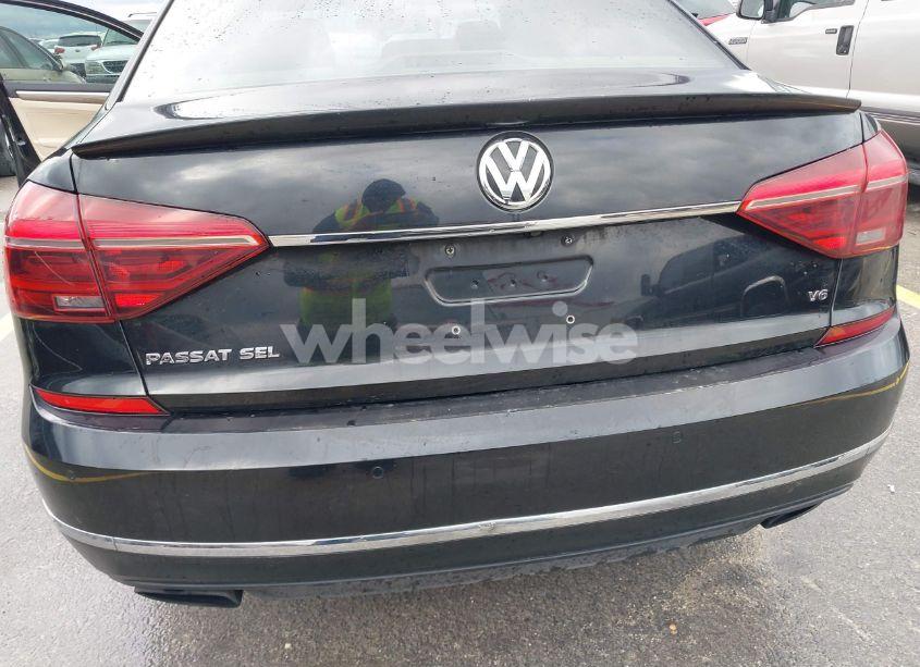 Photo 6 of 2017 Volkswagen Passat V6 SEL PREMIUM (VIN 1VWCM7A38HC062319)