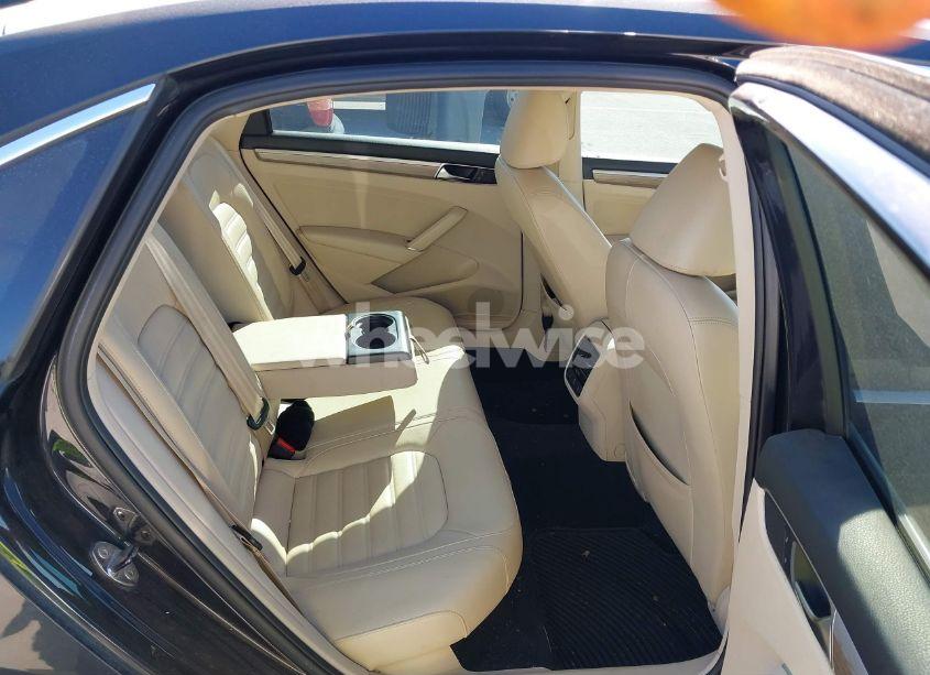 Photo 8 of 2017 Volkswagen Passat V6 SEL PREMIUM (VIN 1VWCM7A38HC062319)