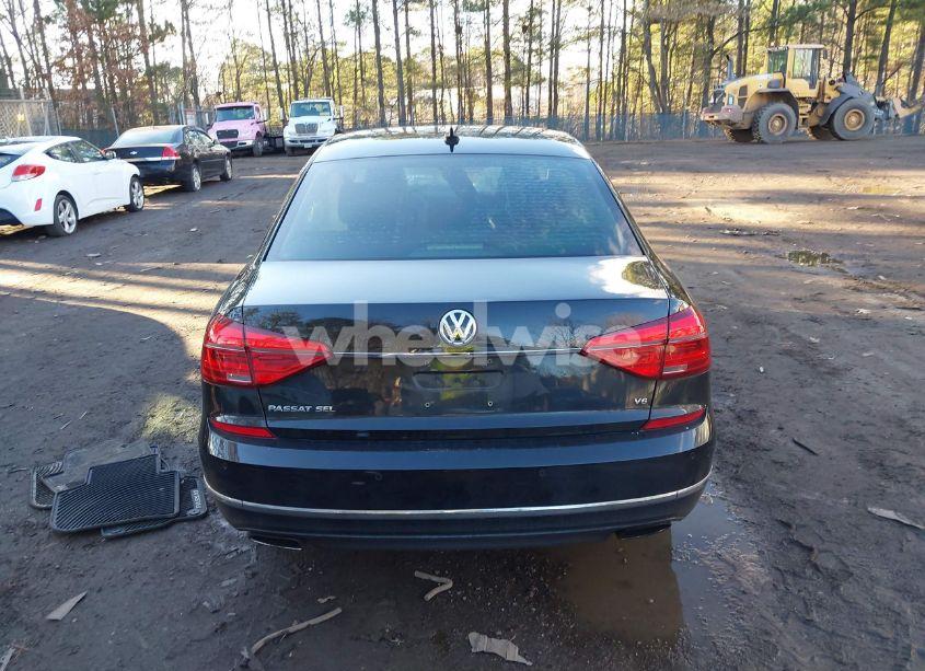 Photo 16 of 2016 Volkswagen Passat V6 SEL PREMIUM (VIN 1VWCM7A39GC059718)