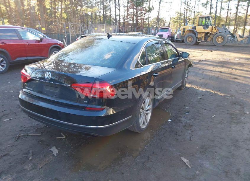 Photo 4 of 2016 Volkswagen Passat V6 SEL PREMIUM (VIN 1VWCM7A39GC059718)
