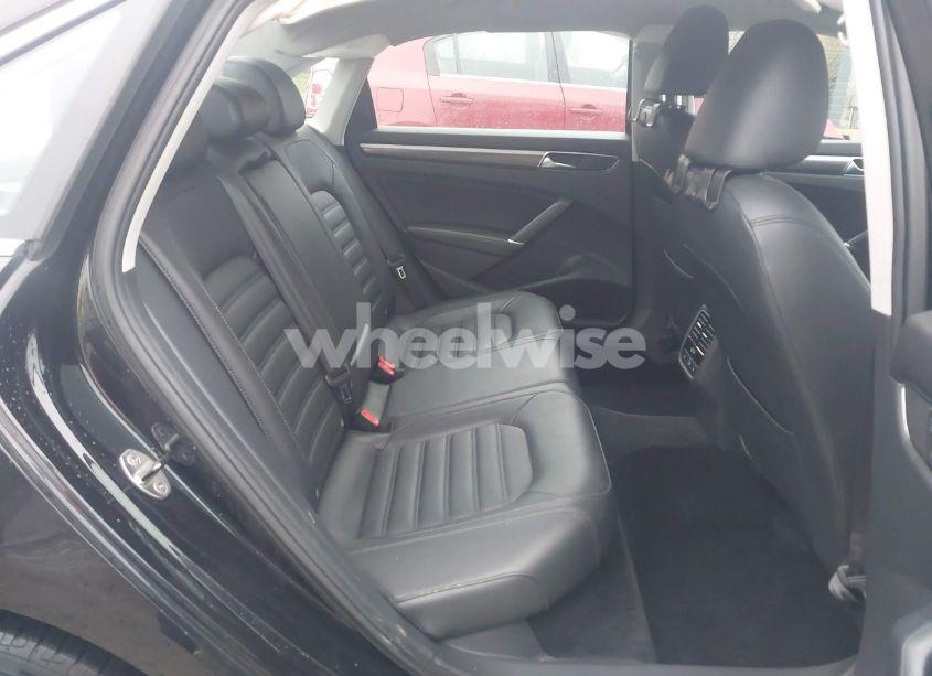 Photo 8 of 2017 Volkswagen Passat V6 SEL PREMIUM (VIN 1VWCM7A3XHC055307)