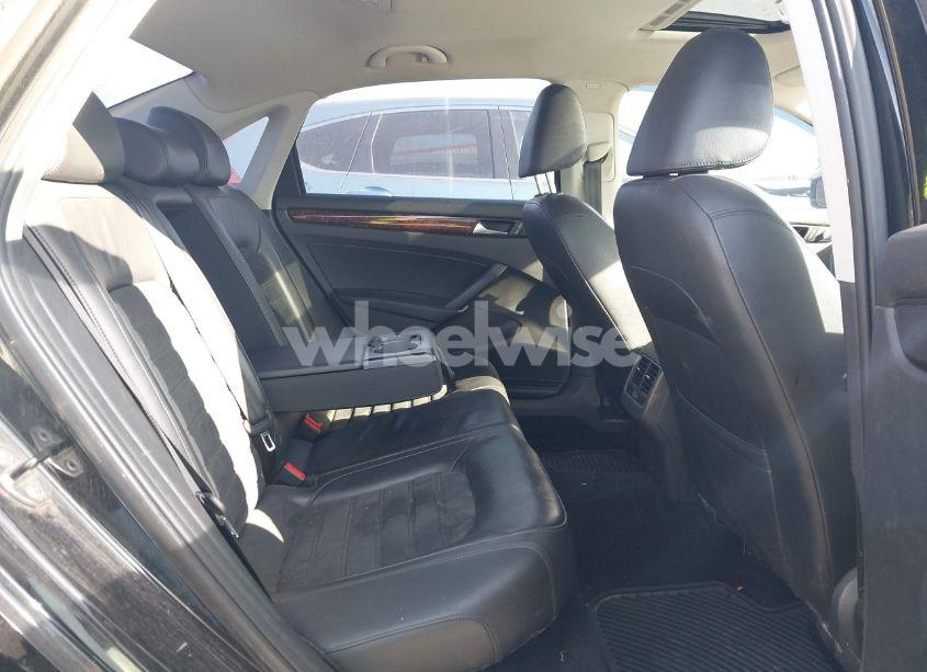Photo 8 of 2013 Volkswagen Passat 2.0L TDI SEL PREMIUM (VIN 1VWCN7A30DC025949)