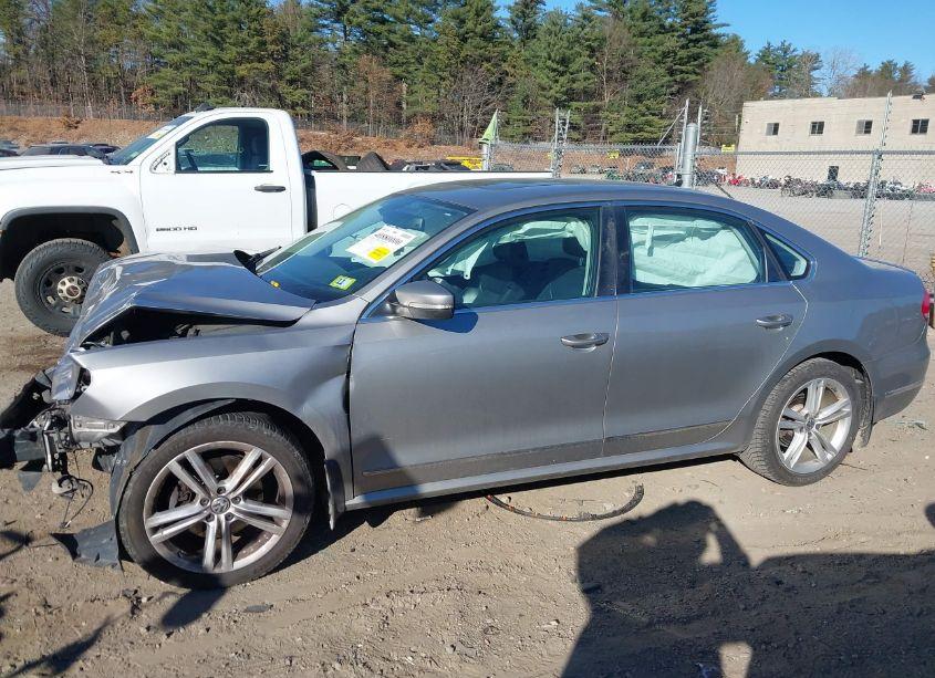 Photo 15 of 2014 Volkswagen Passat 2.0L TDI SEL PREMIUM (VIN 1VWCN7A30EC034233)