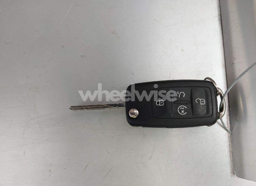 Photo 11 of 2014 Volkswagen Passat 2.0L TDI SEL PREMIUM (VIN 1VWCN7A30EC102448)