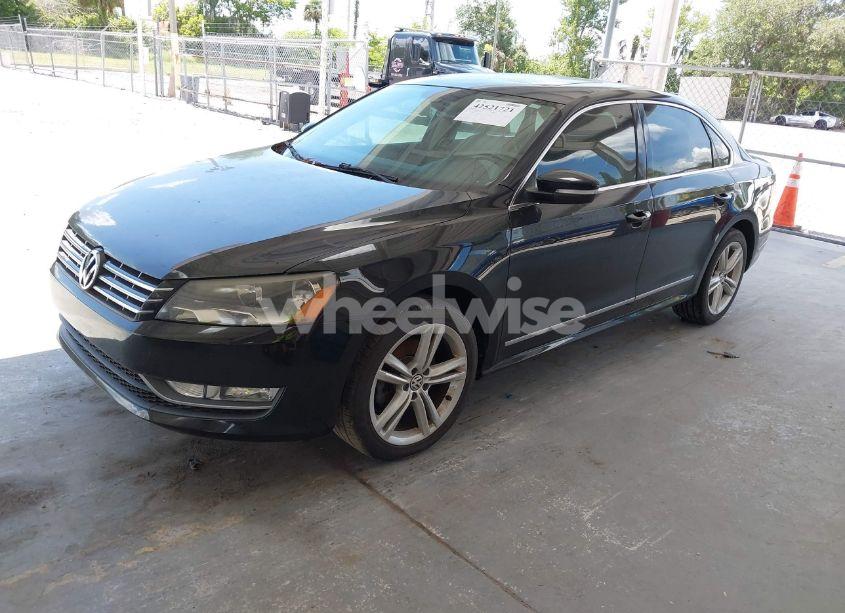 Photo 2 of 2014 Volkswagen Passat 2.0L TDI SEL PREMIUM (VIN 1VWCN7A30EC102448)