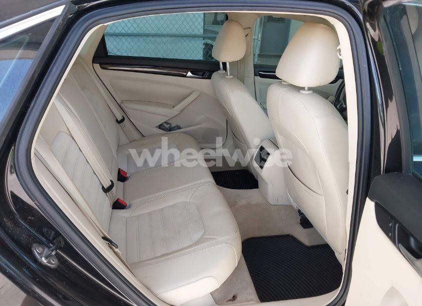 Photo 8 of 2014 Volkswagen Passat 2.0L TDI SEL PREMIUM (VIN 1VWCN7A30EC102448)