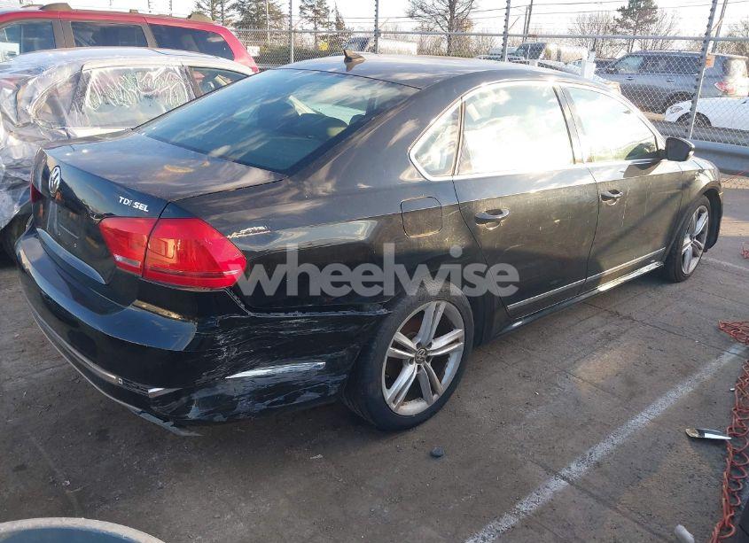 Photo 4 of 2012 Volkswagen Passat 2.0L TDI SEL PREMIUM (VIN 1VWCN7A31CC079534)