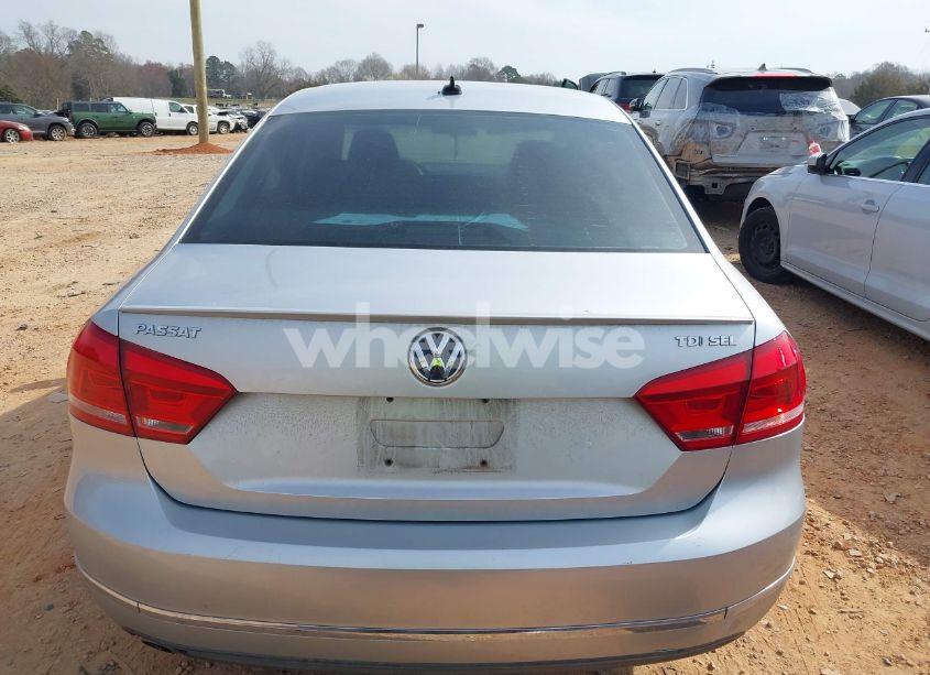Photo 16 of 2012 Volkswagen Passat 2.0L TDI SEL PREMIUM (VIN 1VWCN7A31CC080506)