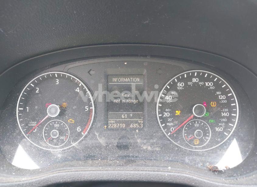 Photo 7 of 2012 Volkswagen Passat 2.0L TDI SEL PREMIUM (VIN 1VWCN7A31CC080506)