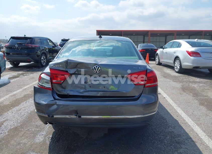 Photo 16 of 2012 Volkswagen Passat 2.0L TDI SEL PREMIUM (VIN 1VWCN7A31CC106327)