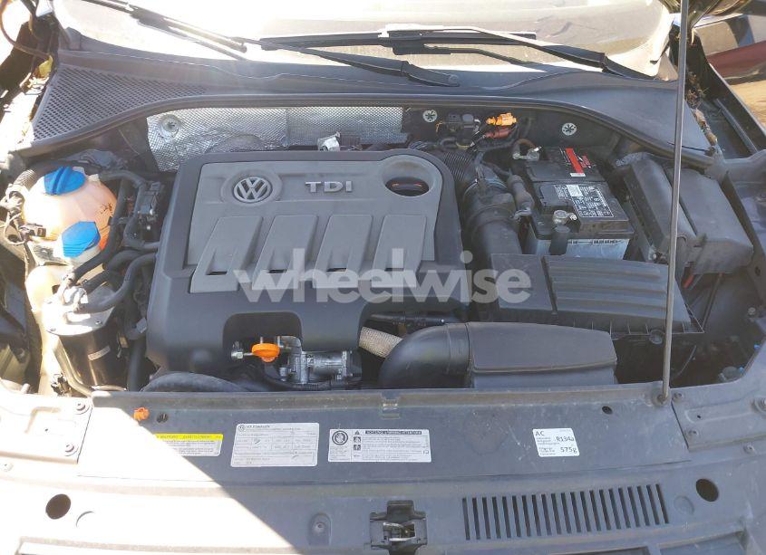 Photo 10 of 2013 Volkswagen Passat 2.0L TDI SEL PREMIUM (VIN 1VWCN7A31DC040671)