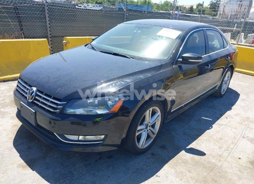 Photo 2 of 2013 Volkswagen Passat 2.0L TDI SEL PREMIUM (VIN 1VWCN7A31DC040671)