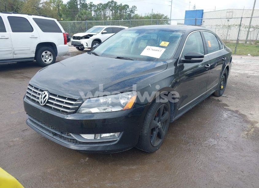 Photo 2 of 2013 Volkswagen Passat 2.0L TDI SEL PREMIUM (VIN 1VWCN7A31DC149910)