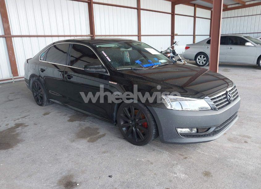 2014 Volkswagen Passat 2.0L TDI SEL PREMIUM (VIN 1VWCN7A31EC003248) main photo