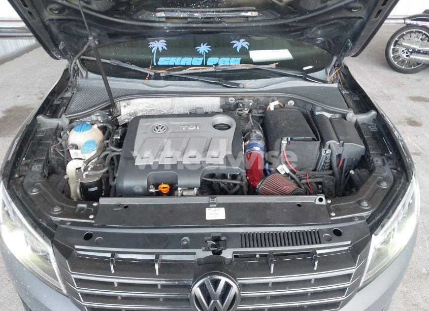 Photo 10 of 2014 Volkswagen Passat 2.0L TDI SEL PREMIUM (VIN 1VWCN7A31EC003248)