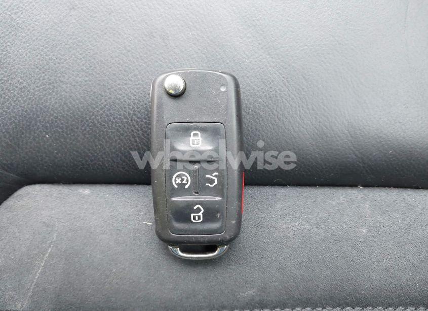 Photo 11 of 2014 Volkswagen Passat 2.0L TDI SEL PREMIUM (VIN 1VWCN7A31EC036329)