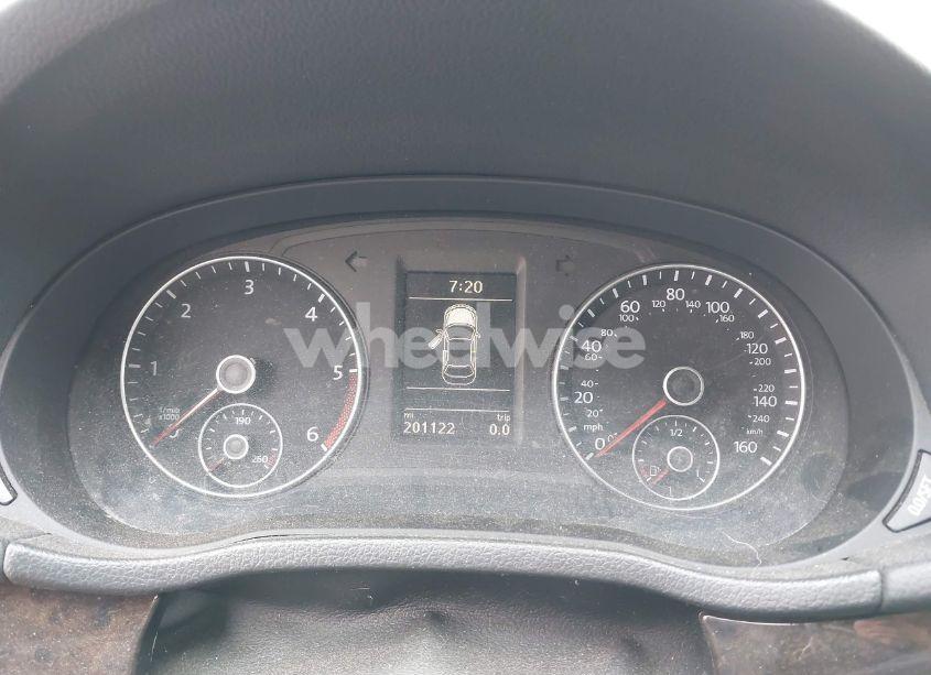Photo 7 of 2014 Volkswagen Passat 2.0L TDI SEL PREMIUM (VIN 1VWCN7A31EC036329)